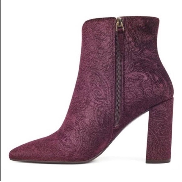 Deep purple or Burgundy block heel boots - Picture 2 of 4